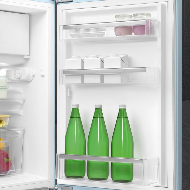 FAB10ROR6 kylskåp med frysfack, pastellblå