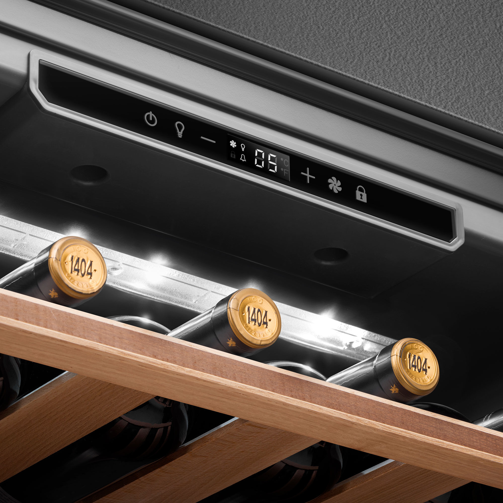 Classic sisäänrakennettava viinikaappi 45 cm 20 pulloa, ruostumaton teräs