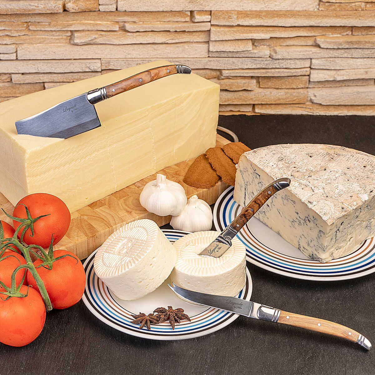 Ostverktyg-set i presentask 3 delar