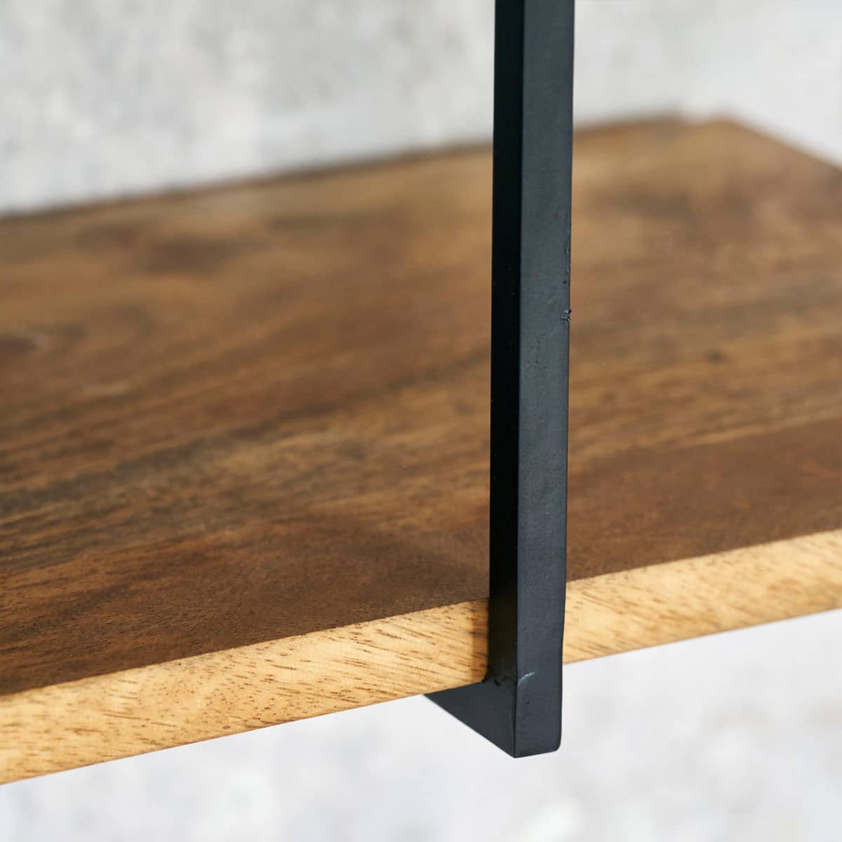 Woods hylla 70 cm, natur