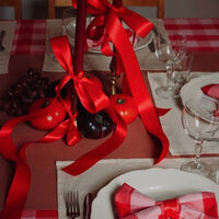 Paola duk 145 × 145 cm, rød/rosa