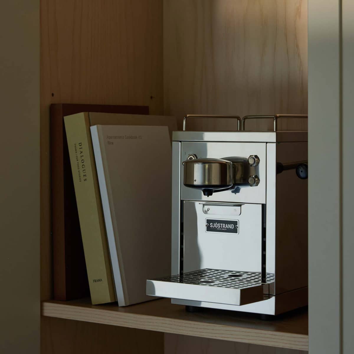 Espressomaskine + mælkeskummer