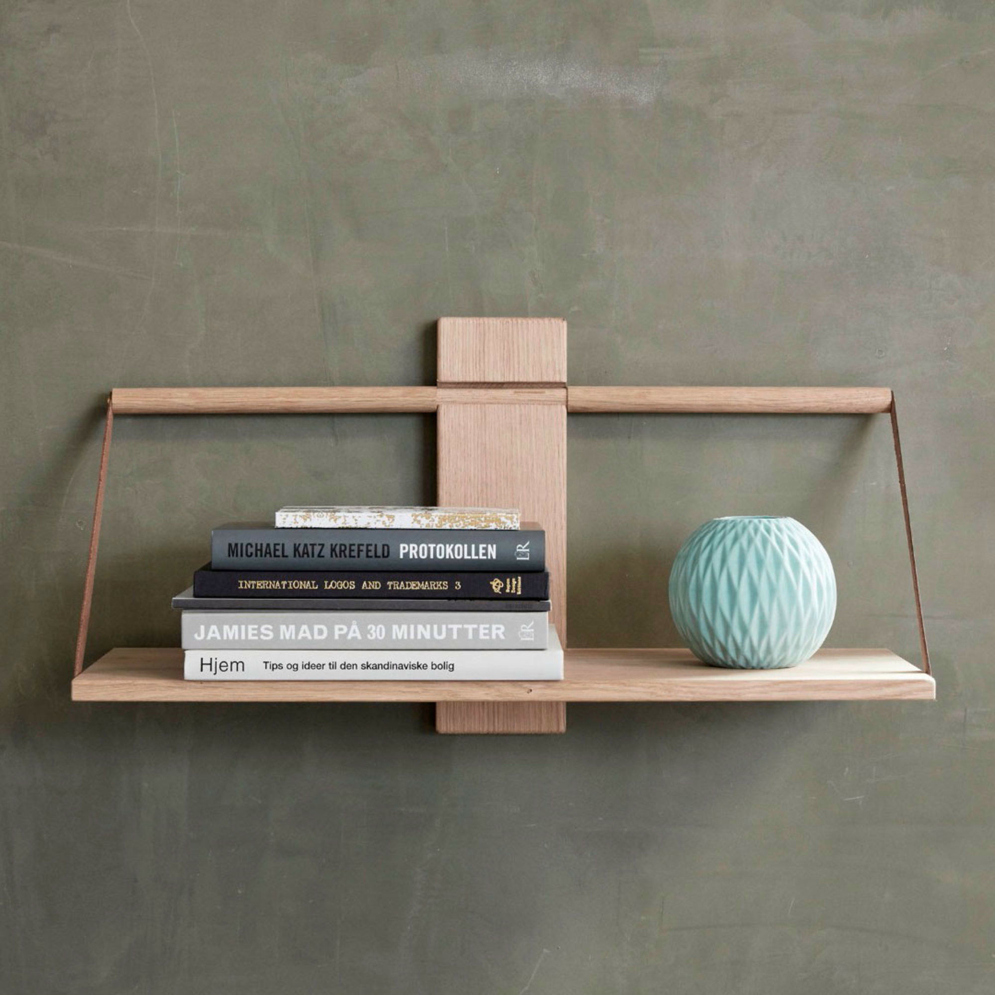 Alternativ bild 1 för Andersen Furniture Wood wall Shelf 45 x 20 x 32 cm Medium Oak
