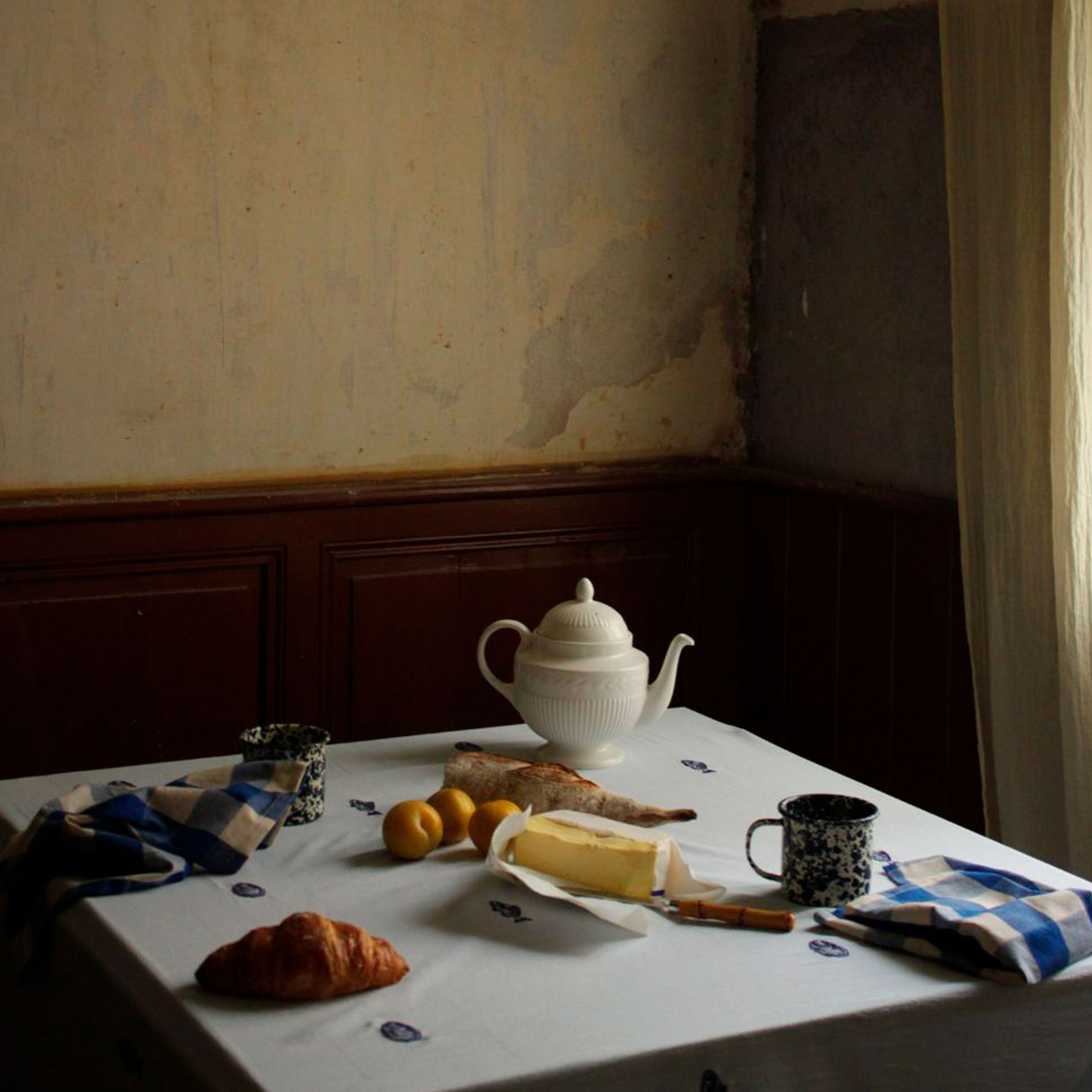 Midnatt Josefin La Mer bordsduk 250x145 cm, blå