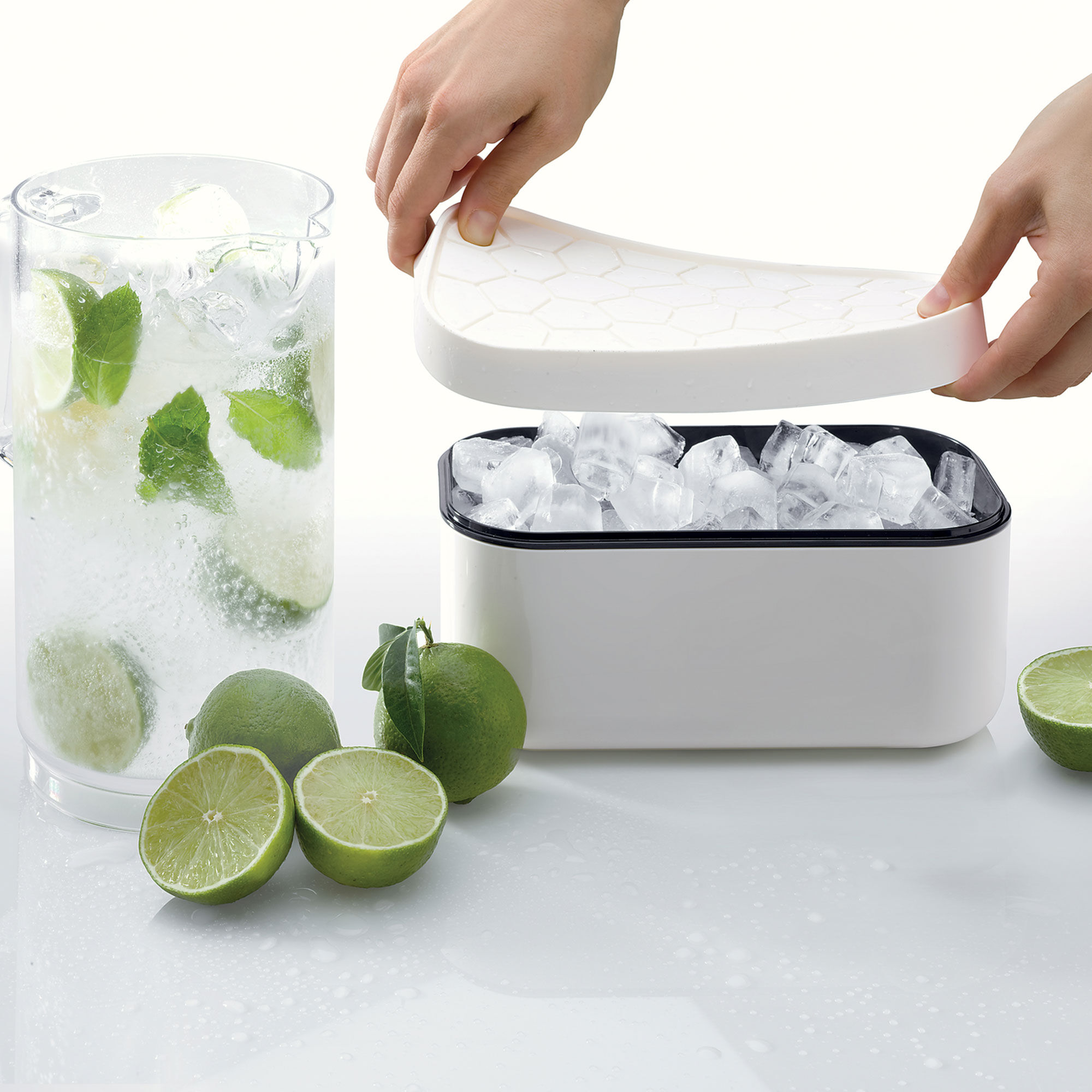 Isbitsbehållare, vit