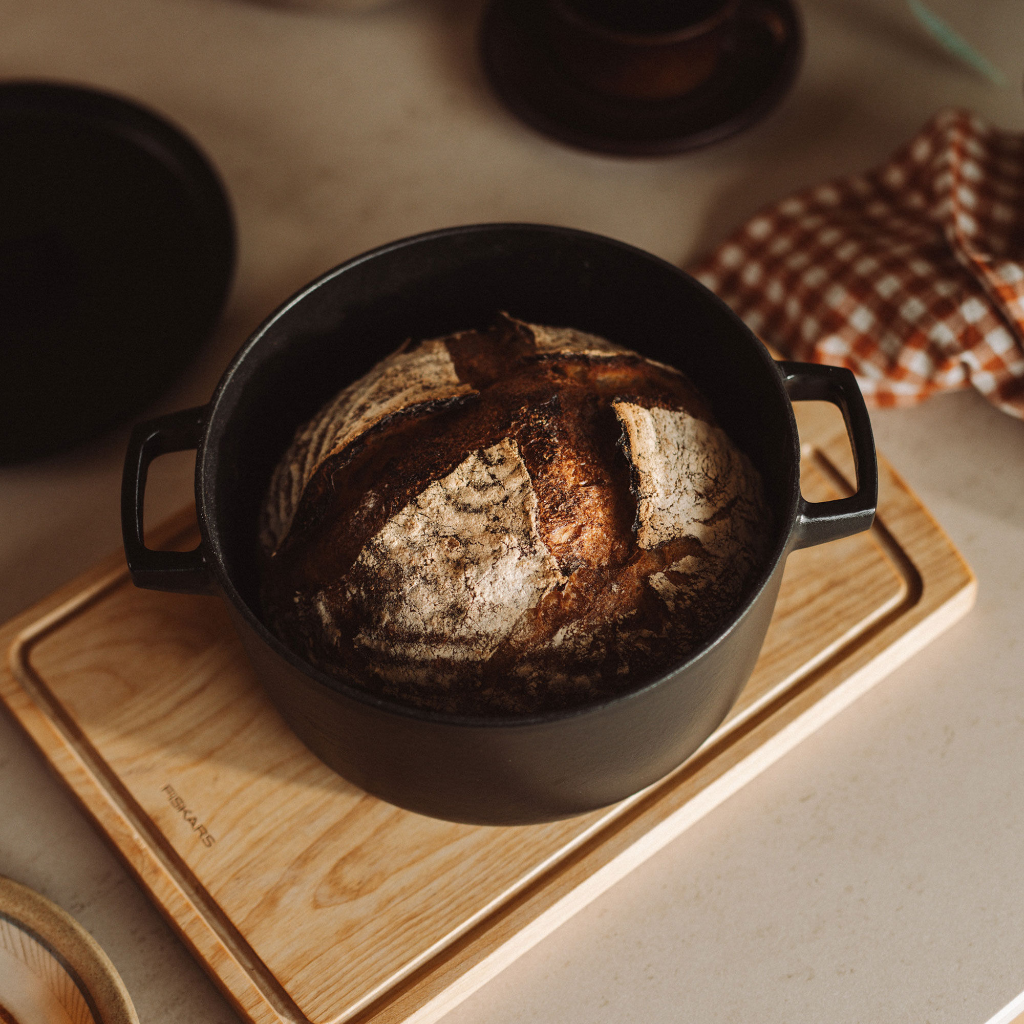 Folken støbejernsgryde med låg 4 liter