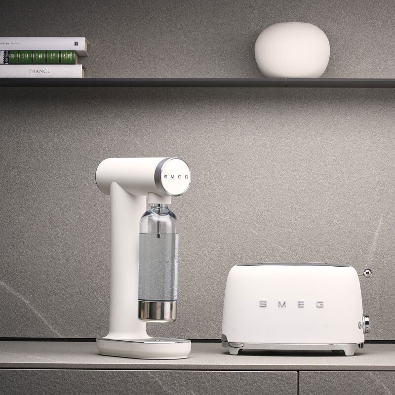 Hiilihapotuslaite, matta valkoinen