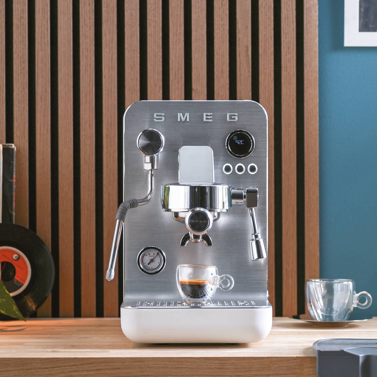 Espressokeitin, valkoinen