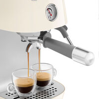 Manuell espressomaskin med Cold Brew, creme