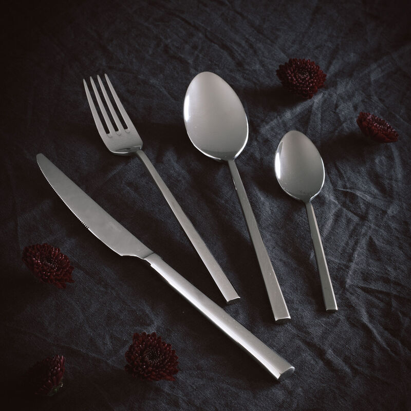 Dorre Clara Bestikssæt, 48 dele