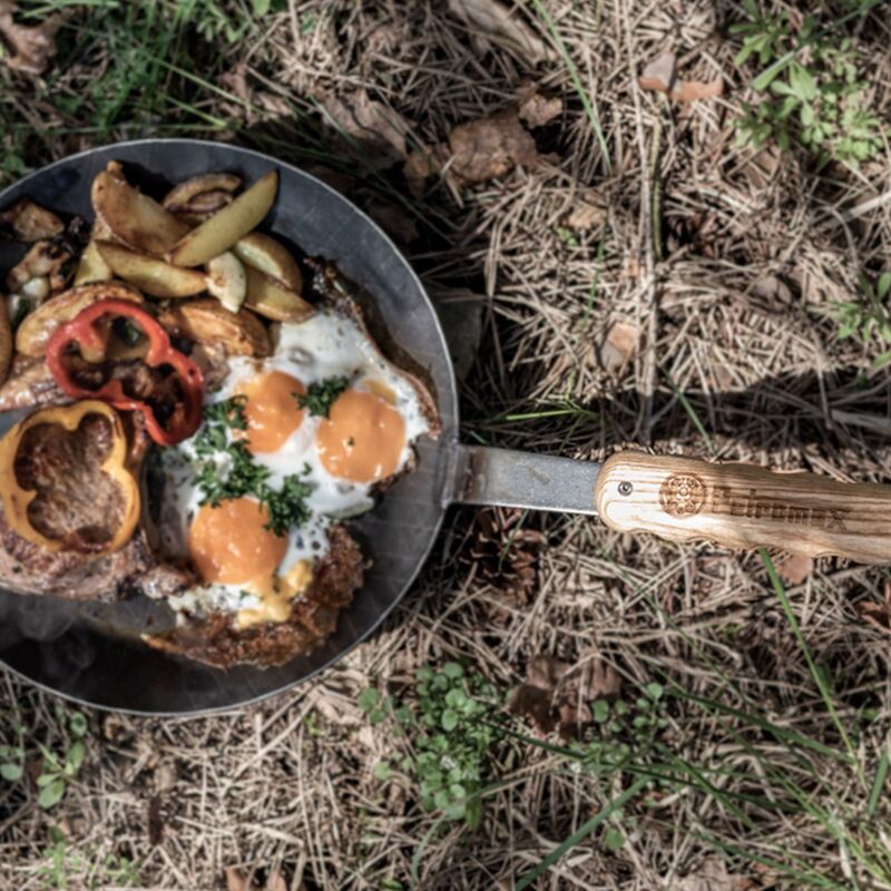 Trähandtag till stekpanna