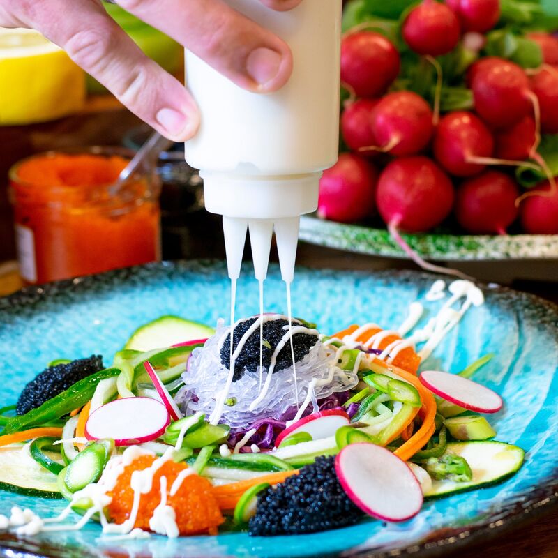 Gourmetset med gasbrännare, saltsten och dressingflaska