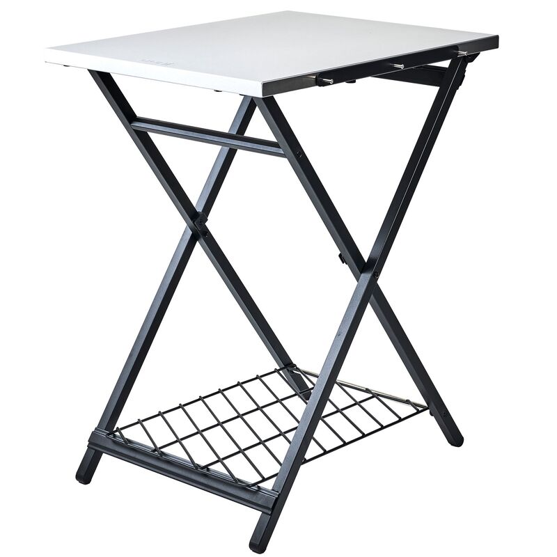 Folding table