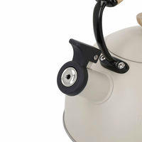 Tekanna med vissla 1,6 liter, crème