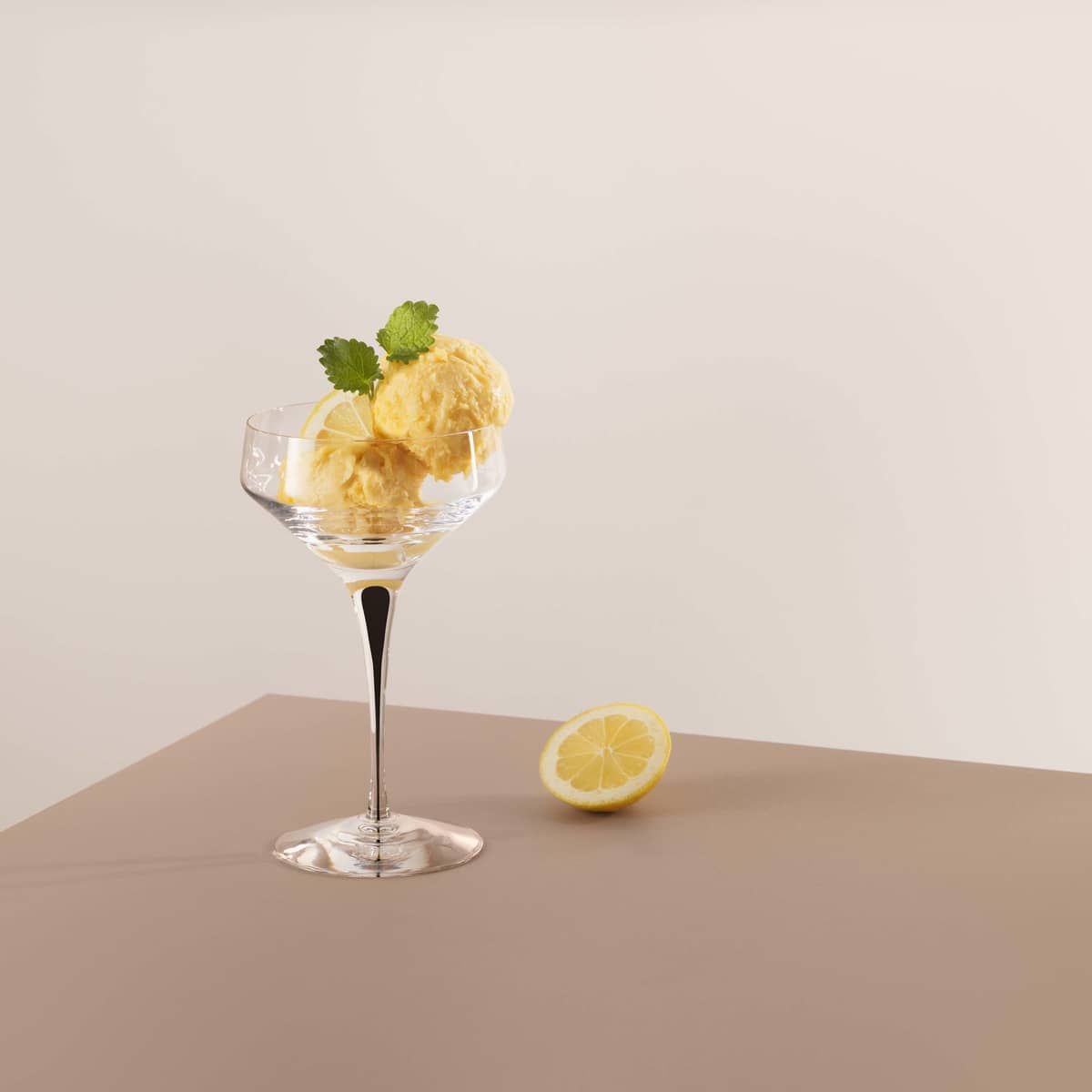 Metropol Coupe 24 cl