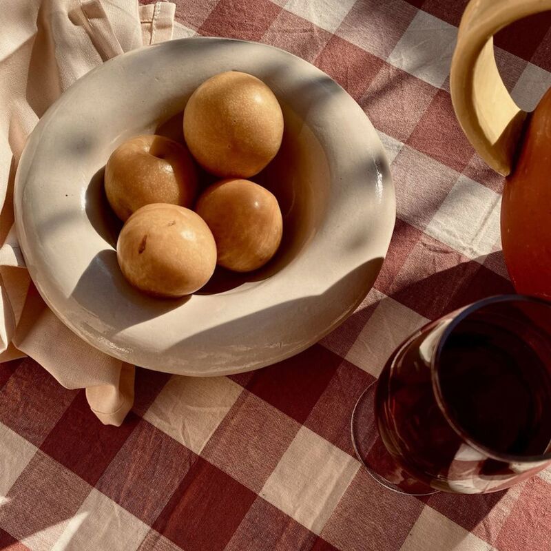 Bertel bordduk 180x145 cm, brun/aprikot