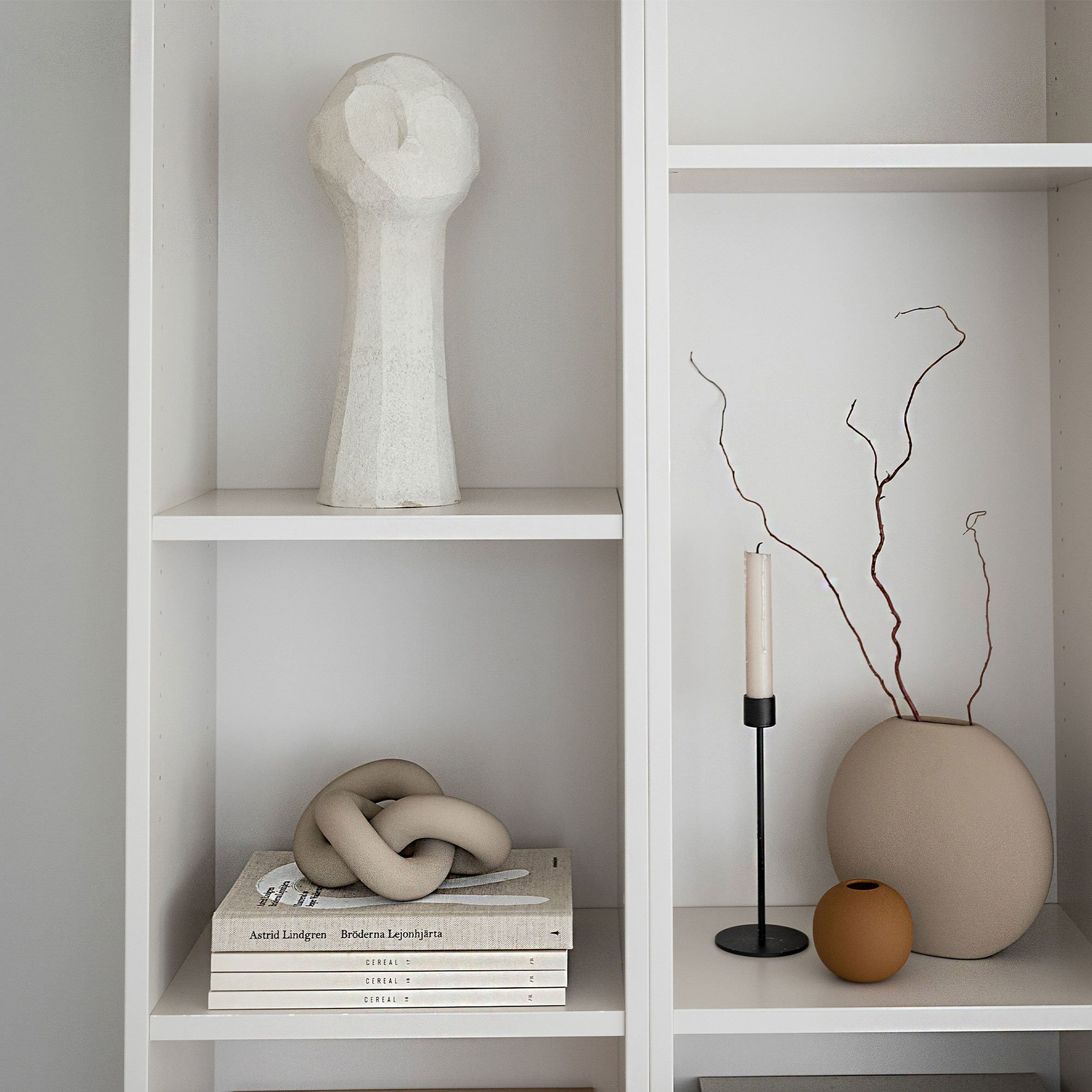 cooee-design-knot-table-small-sand-th-03-01-sa-54149-2