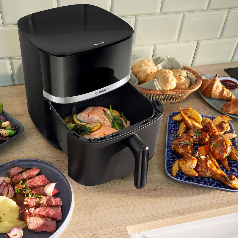 MAF462B0 Serie 4 airfryer 6,1 litraa, musta