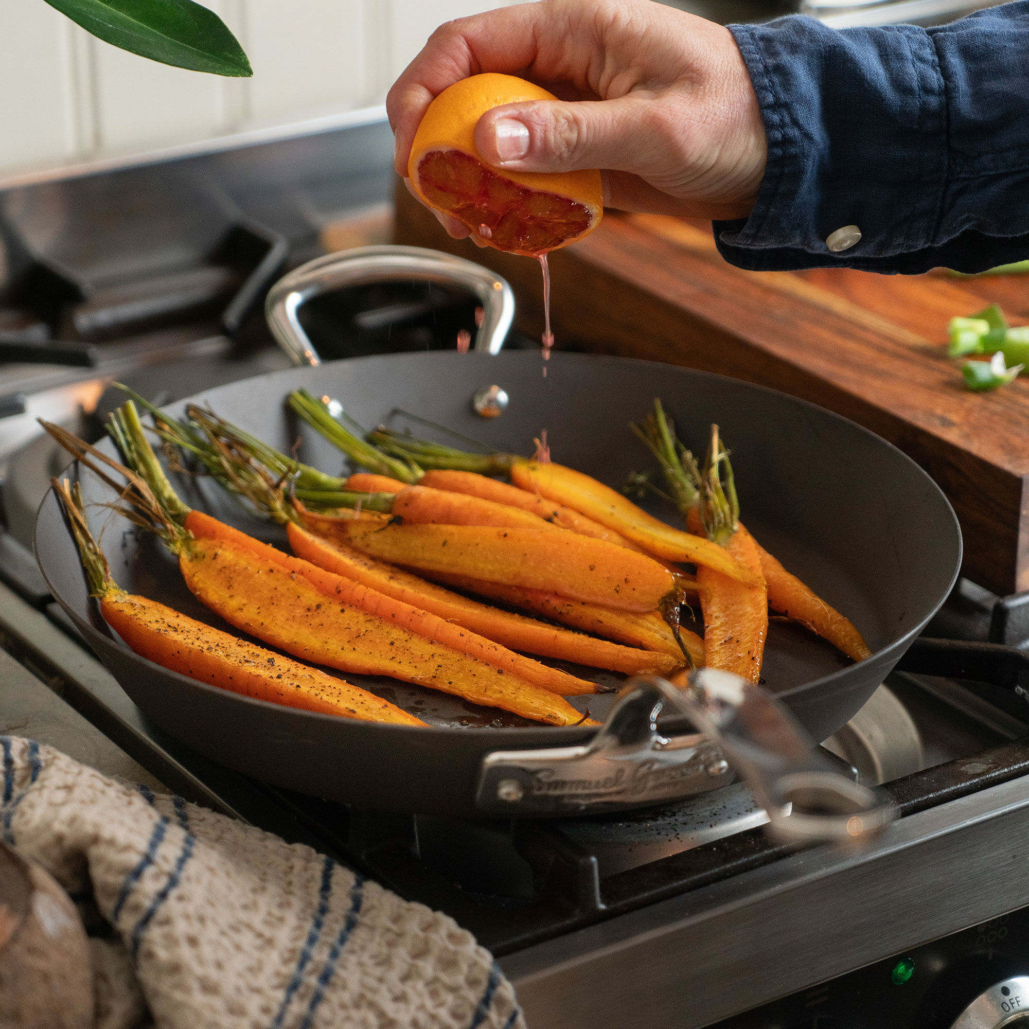 Stekpanna 30 cm, kolstål