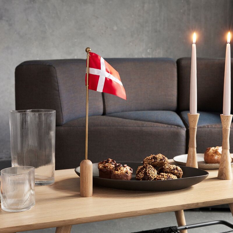 Celebrating bordsflagga