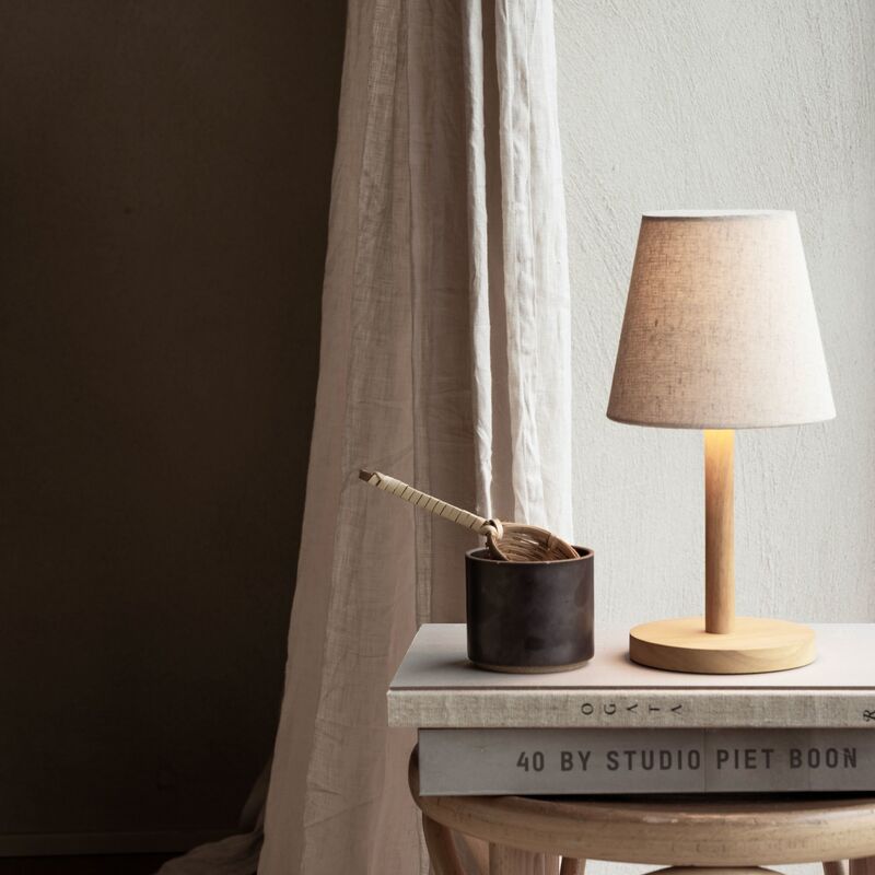 Kannettava Pöytävalaisin Tess