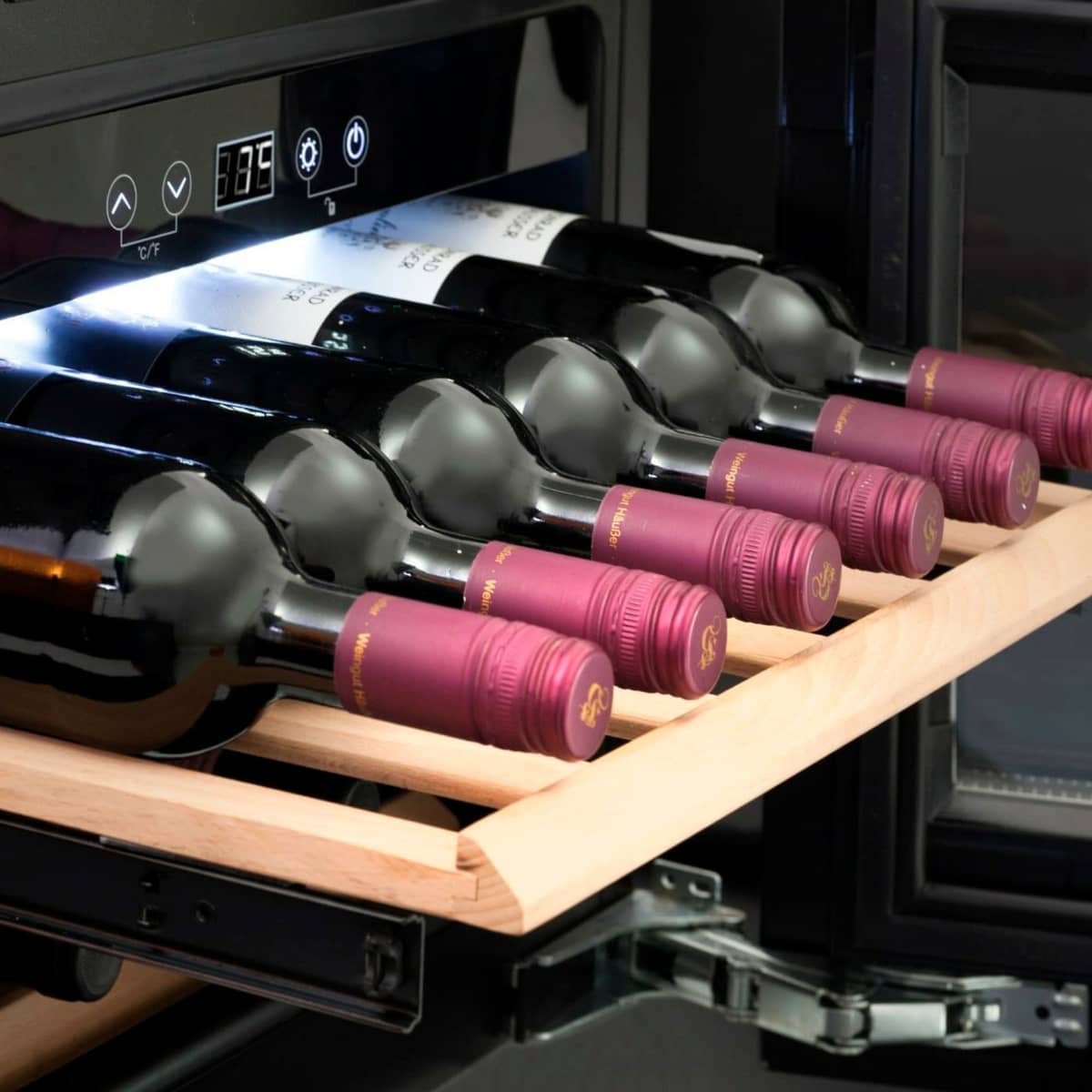 WineDeluxe E 18 viinikaappi
