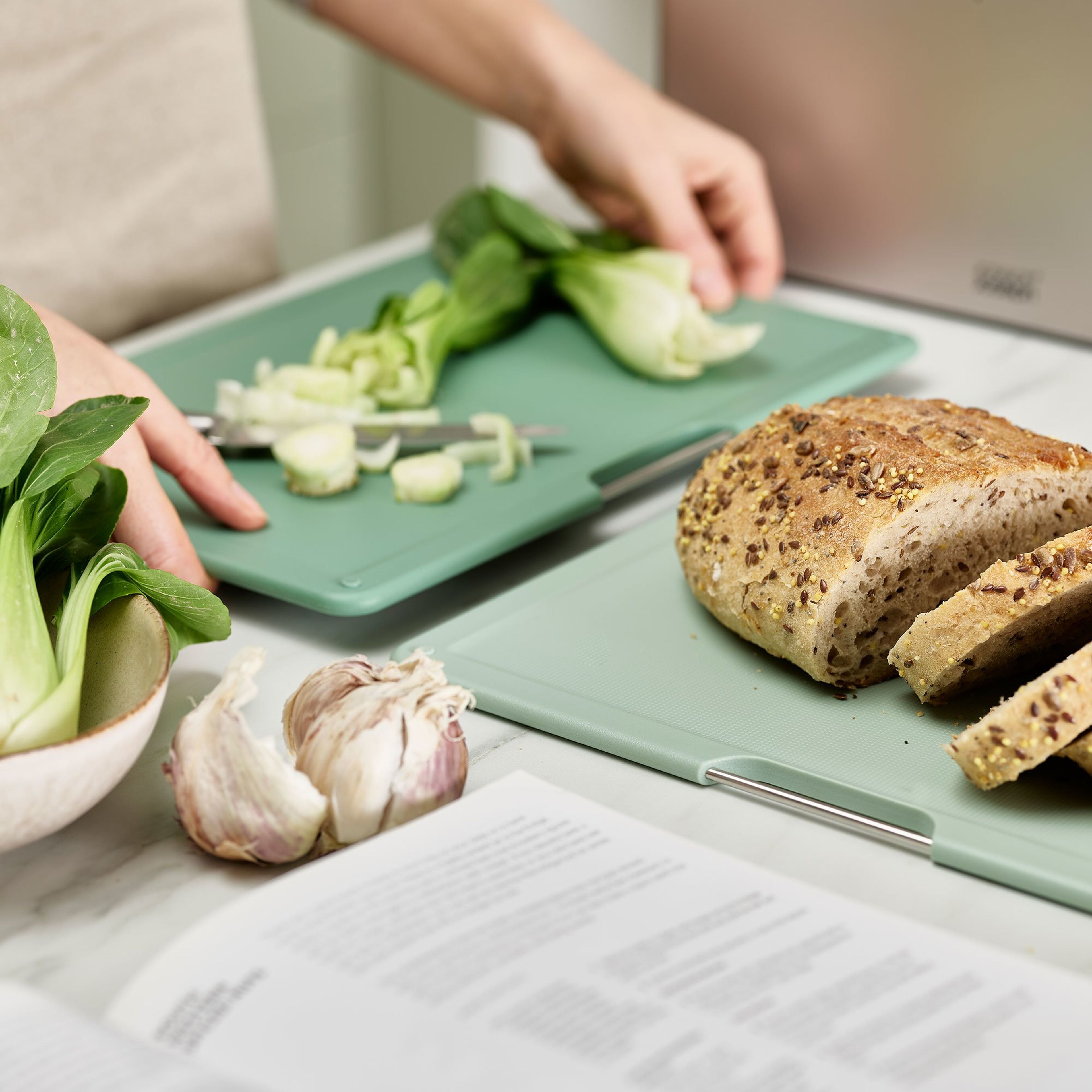 joseph-joseph-folio-sage-editions-skaerebraetter-med-etui-4-stk-26-x-36-cm-60197-58208-2