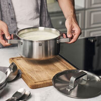 Pure grytesett 5 deler + 4 lokk, rustfritt stål