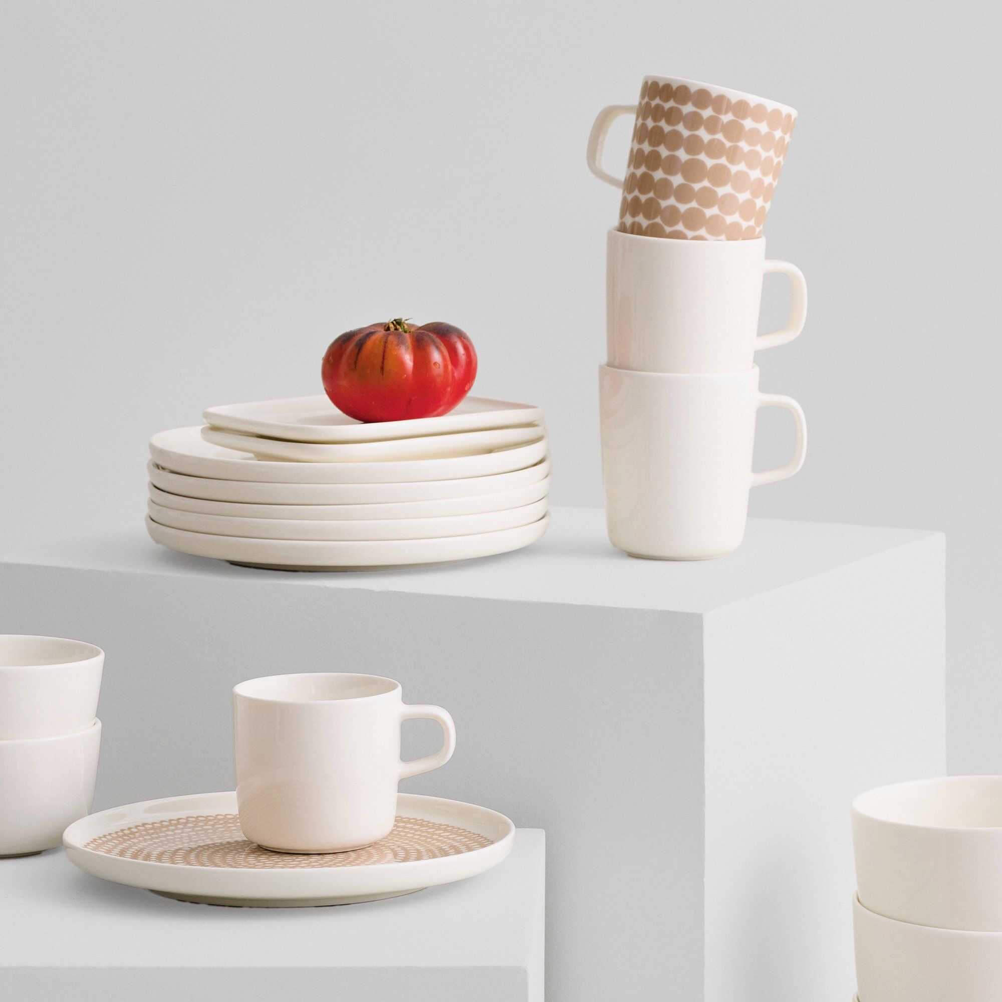 Alternativ bild 1 för Marimekko OIVA mugg 2,5 dl, vit