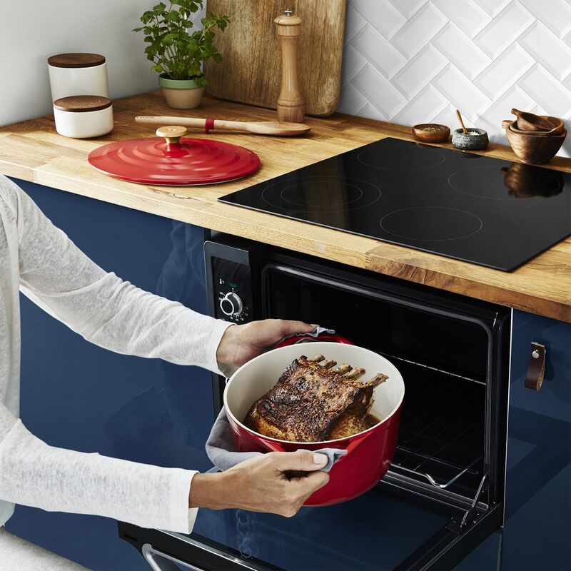 Air oval gryde, 5,7 liter, 30 cm, rød