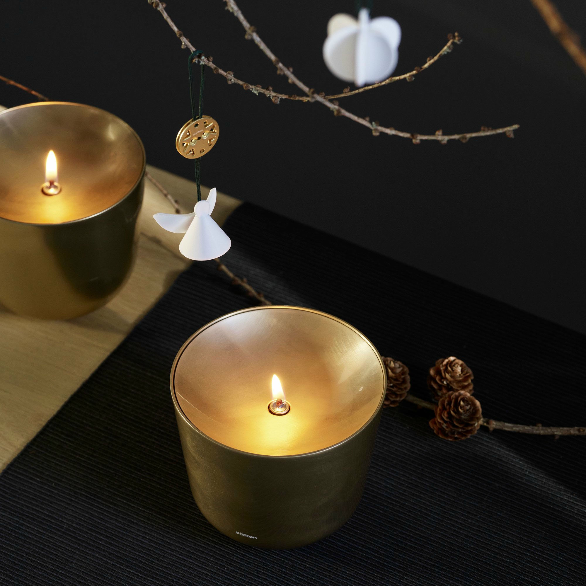Alternativ bild 1 för Stelton Solis oljelampa, 11,5 cm, brass