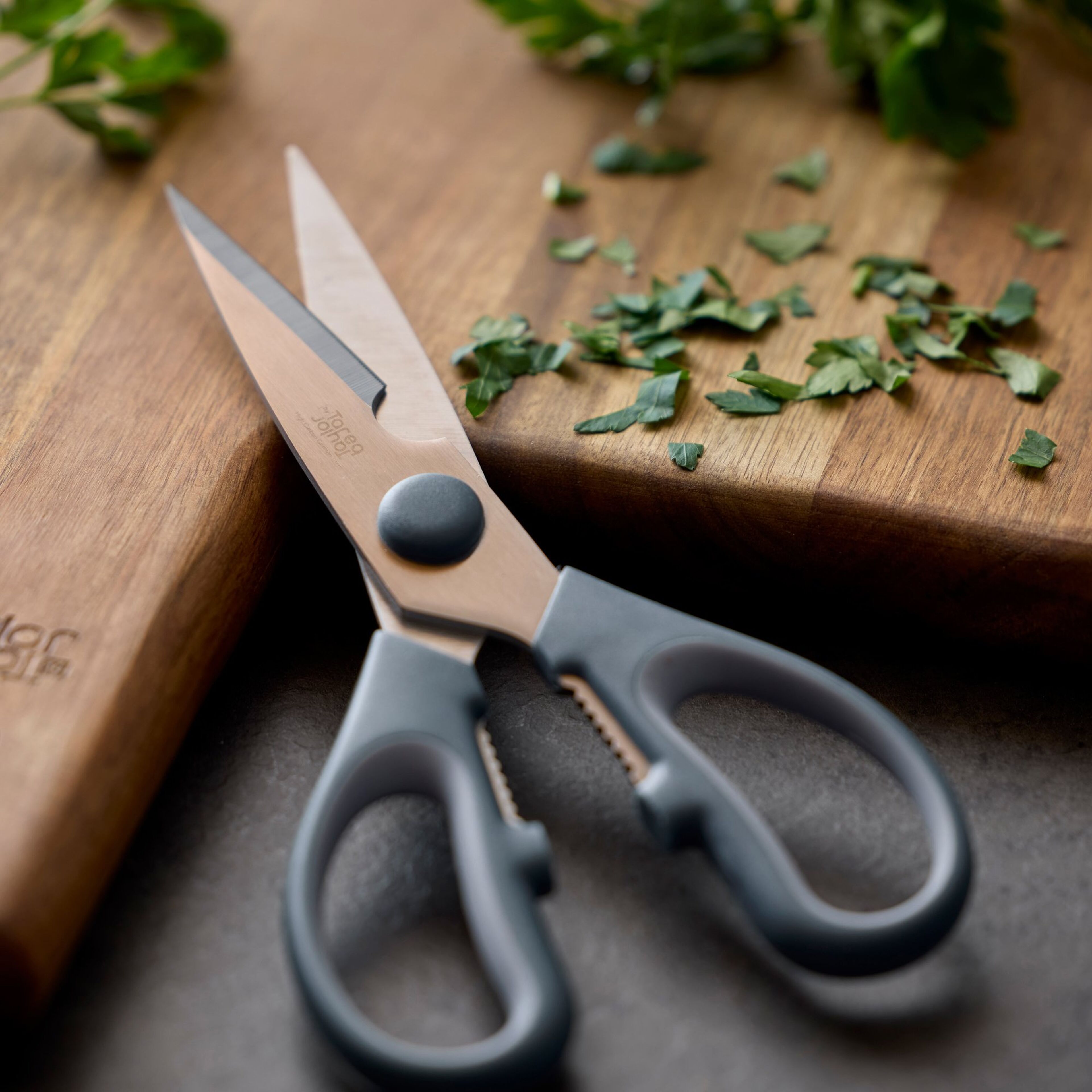 kitchenware-by-tareq-taylor-33246-61460-7