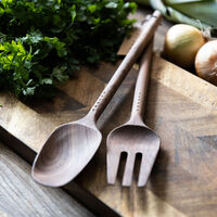 Salatbestik, valnød