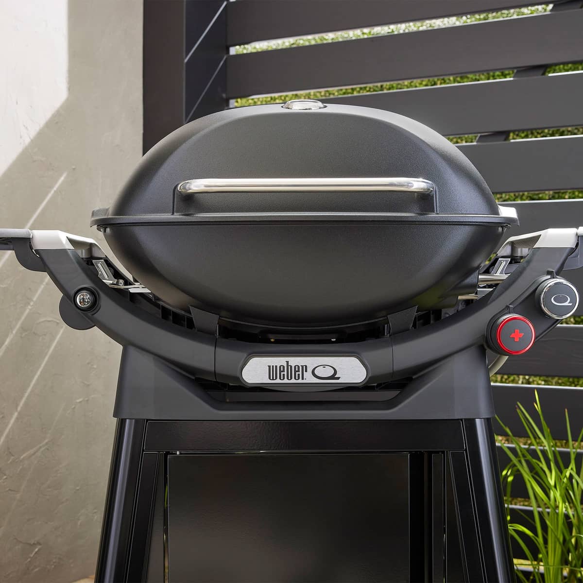 Q3200N+ Gasgrill med vogn