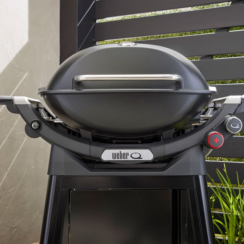 Q3200N+ Gasolgrill med premiumvagn
