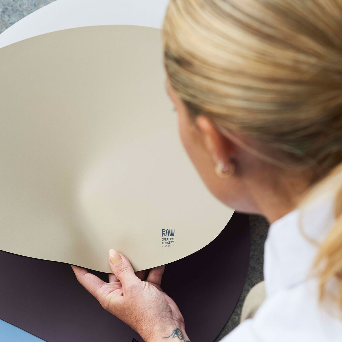 Raw bordstablett, mellow clay