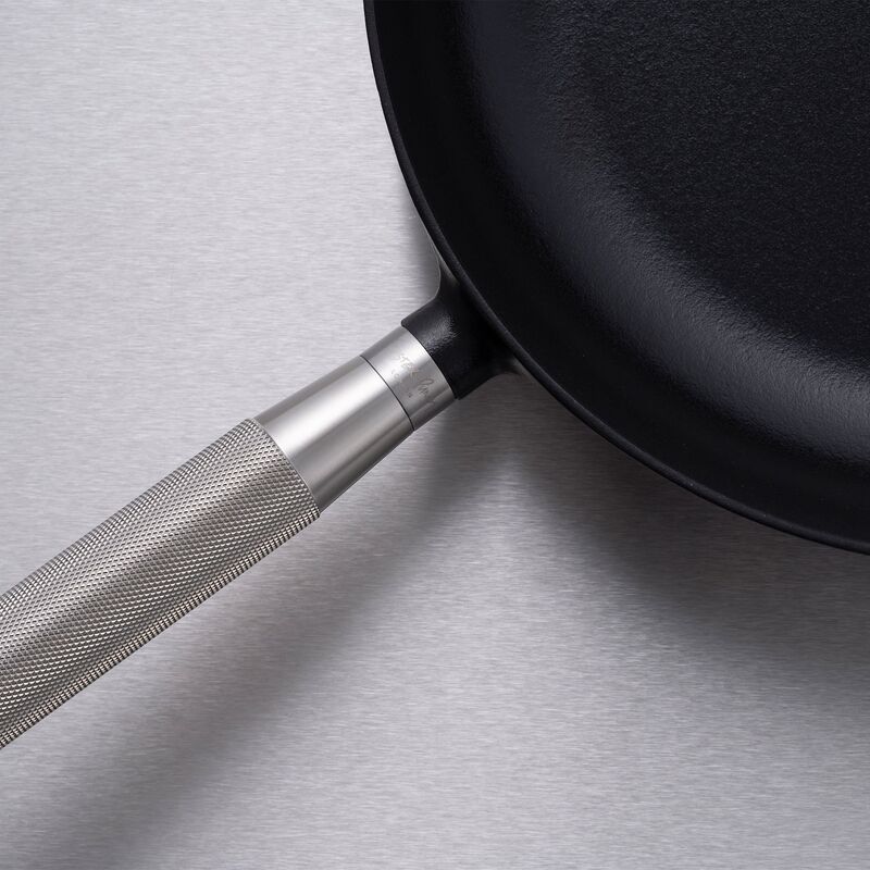 Buster+Punch stekepanne rund 28 cm, stålhåndtak