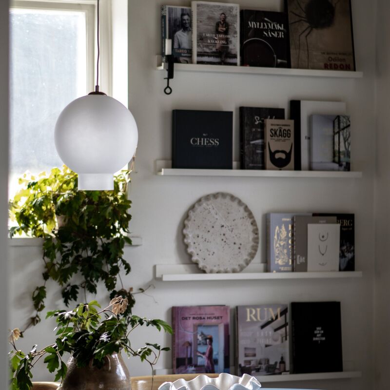 Bams 25 pendel, frostad vit