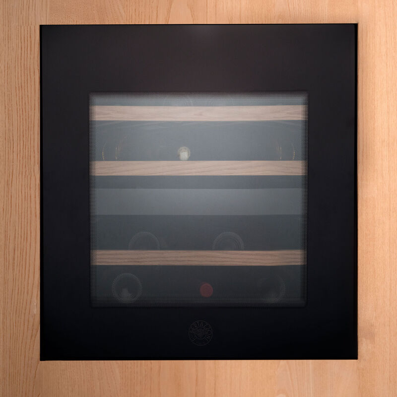 Modern Series integrert vinskap, svart