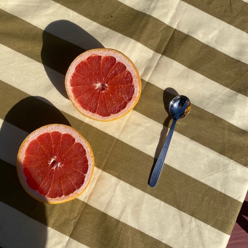 Simona bordsduk 145x145 cm, grön/gul