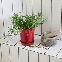 Elise kruka 13 cm, vinröd