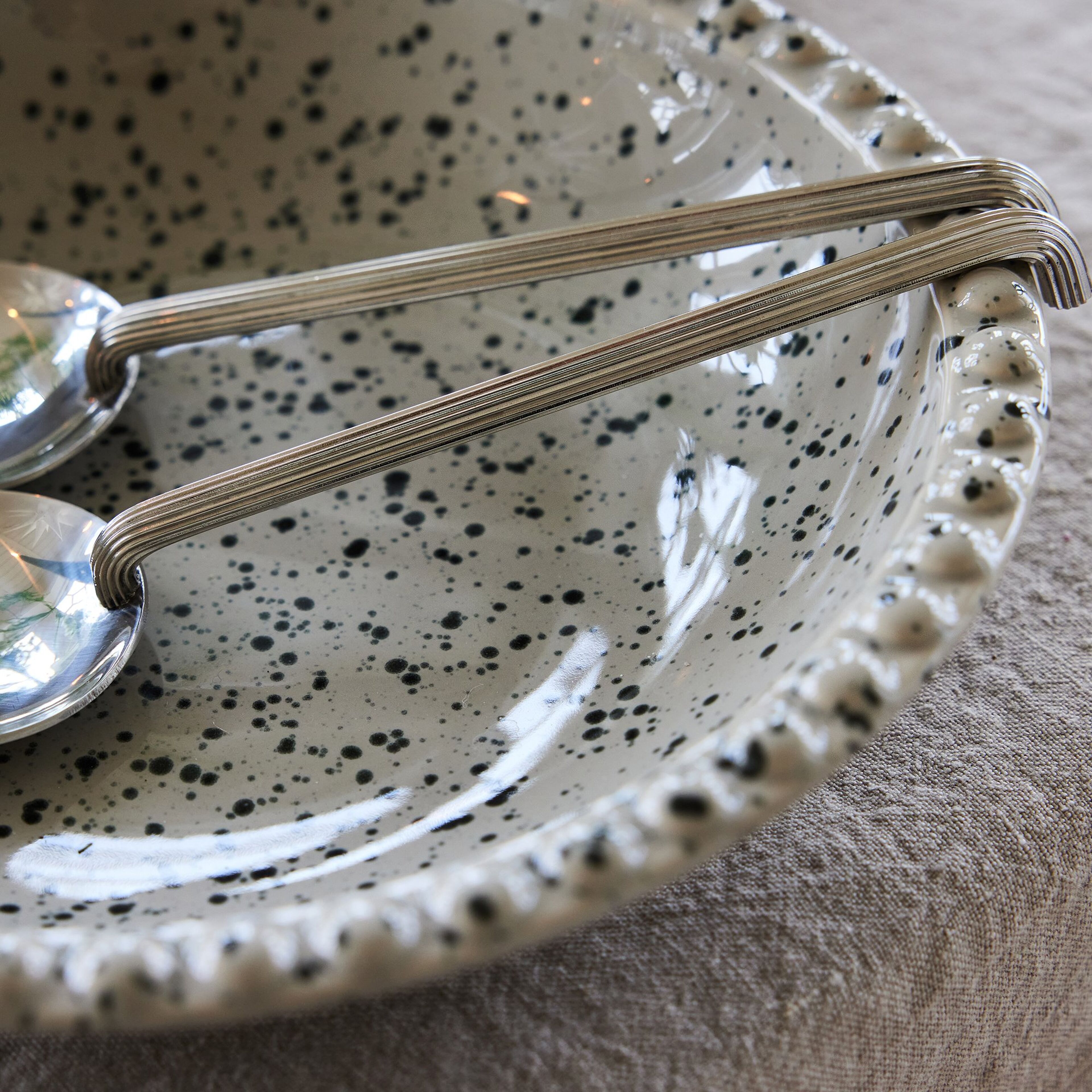 sagaform-ditte-dybt-serveringsfad-5018329-60591-2