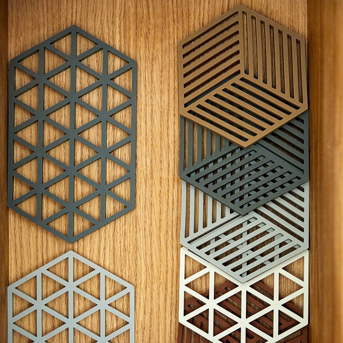 Hexagon grytunderlägg, camel
