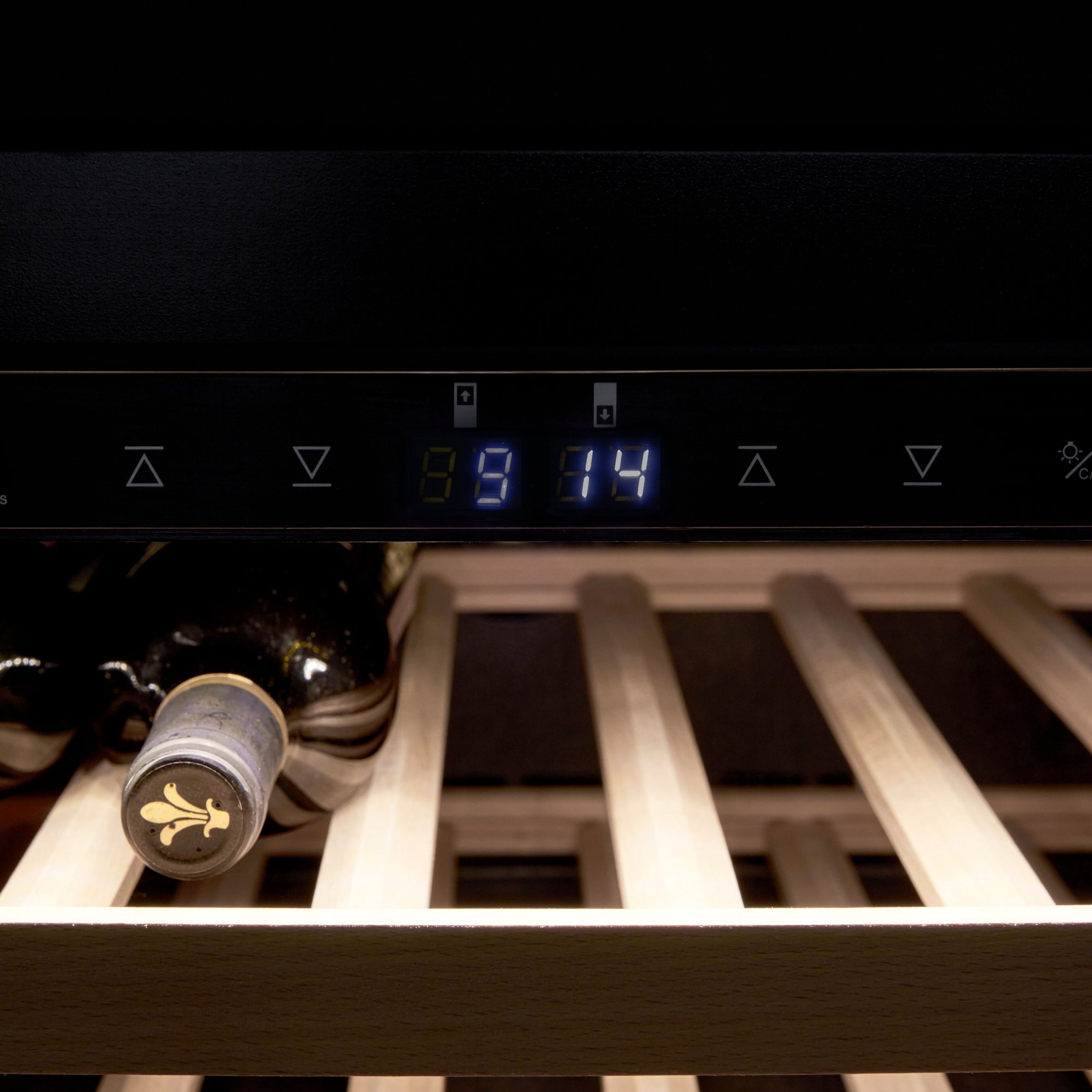 witt-20110002-53928-5