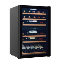 Polar Collection 51 vapaasti seisova viinikaappi 37 pulloa, black