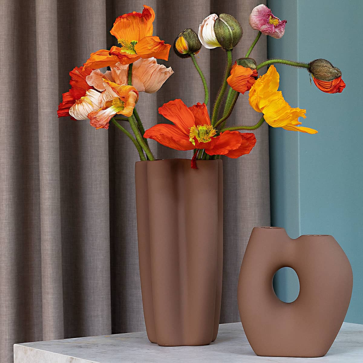 Tulipa vase, 30 cm, hazelnut