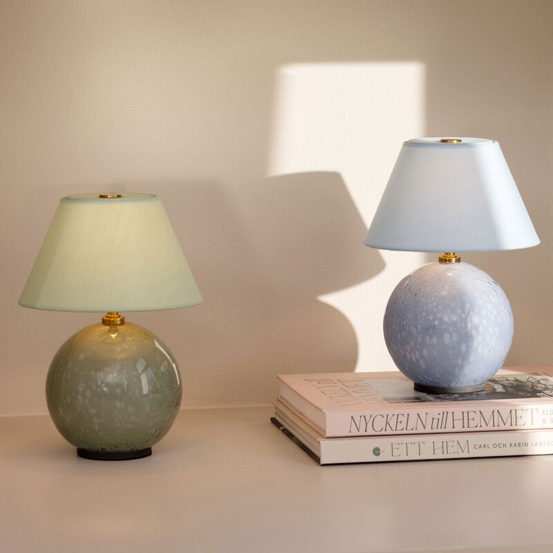 Iris bærbar bordlampe, dueblå