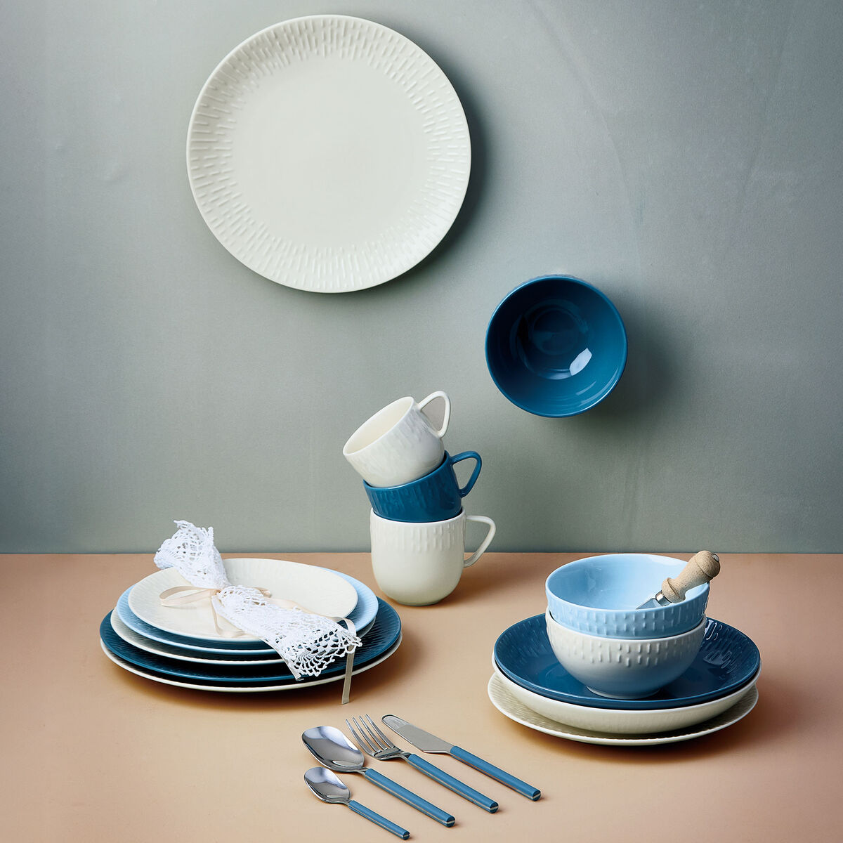 Confetti tallerken 24 cm, aqua