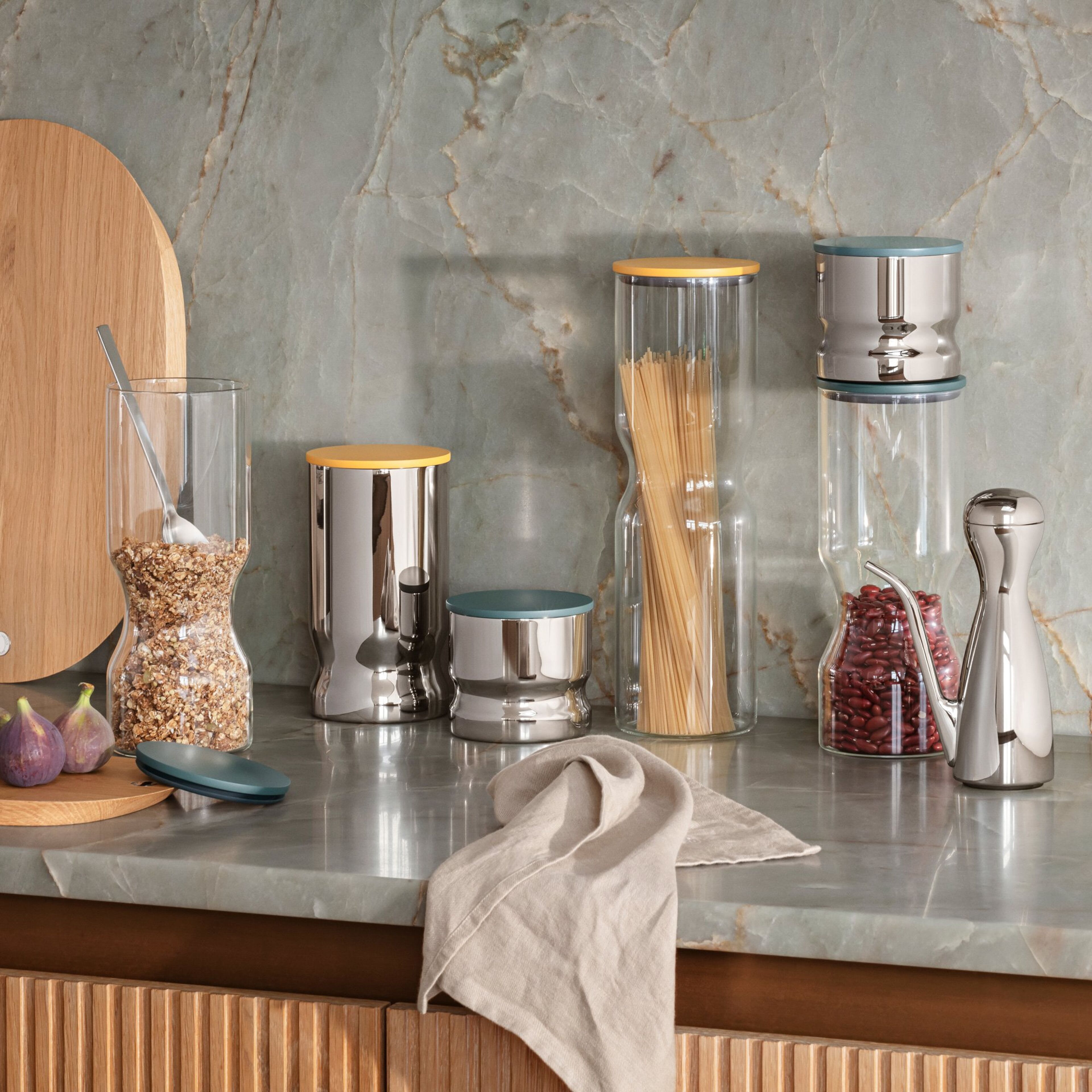 georg-jensen-alfredo-opbevaringsboks-med-laag-2-liter-glas-gul-10020340-60995-3