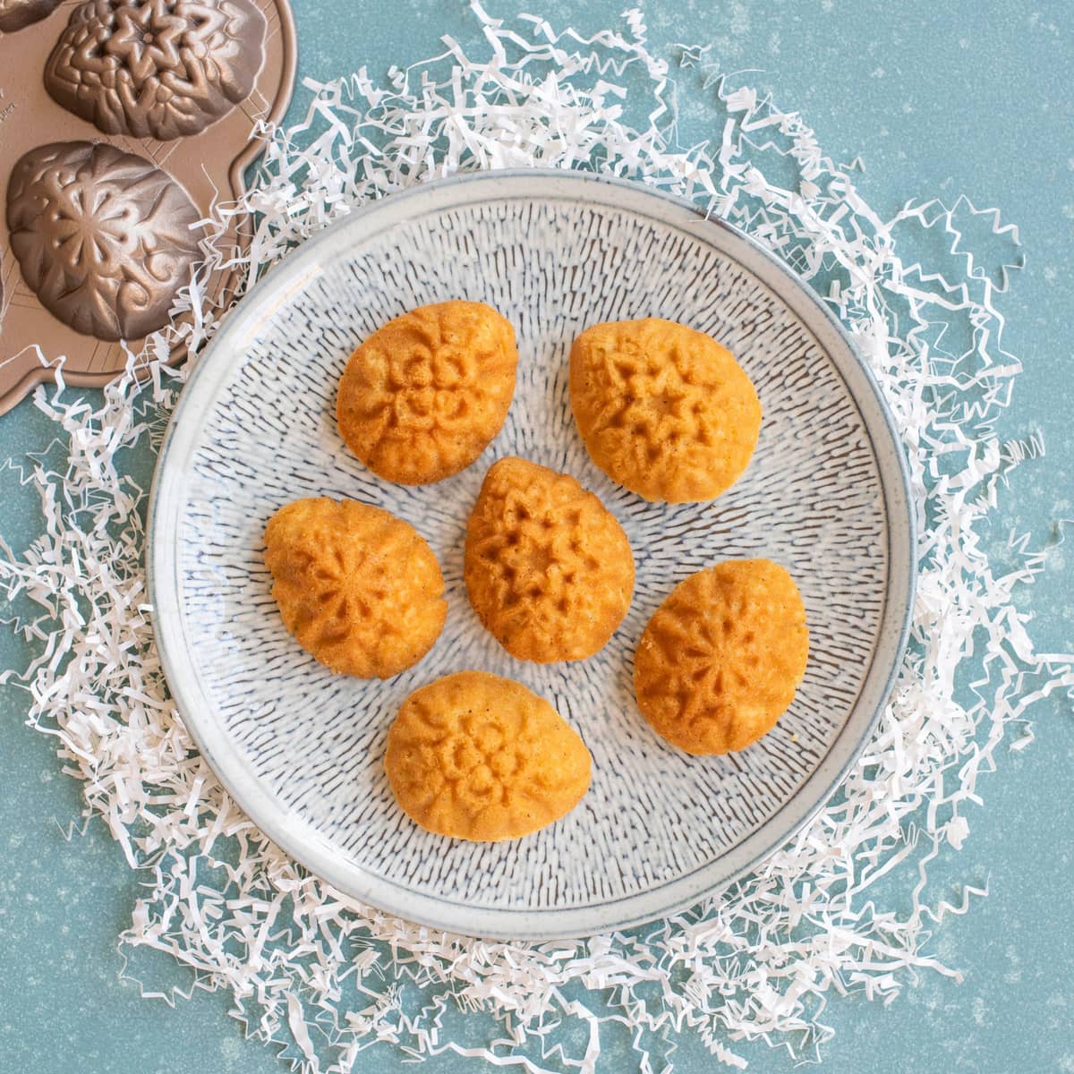 Ornamental Egg bakform